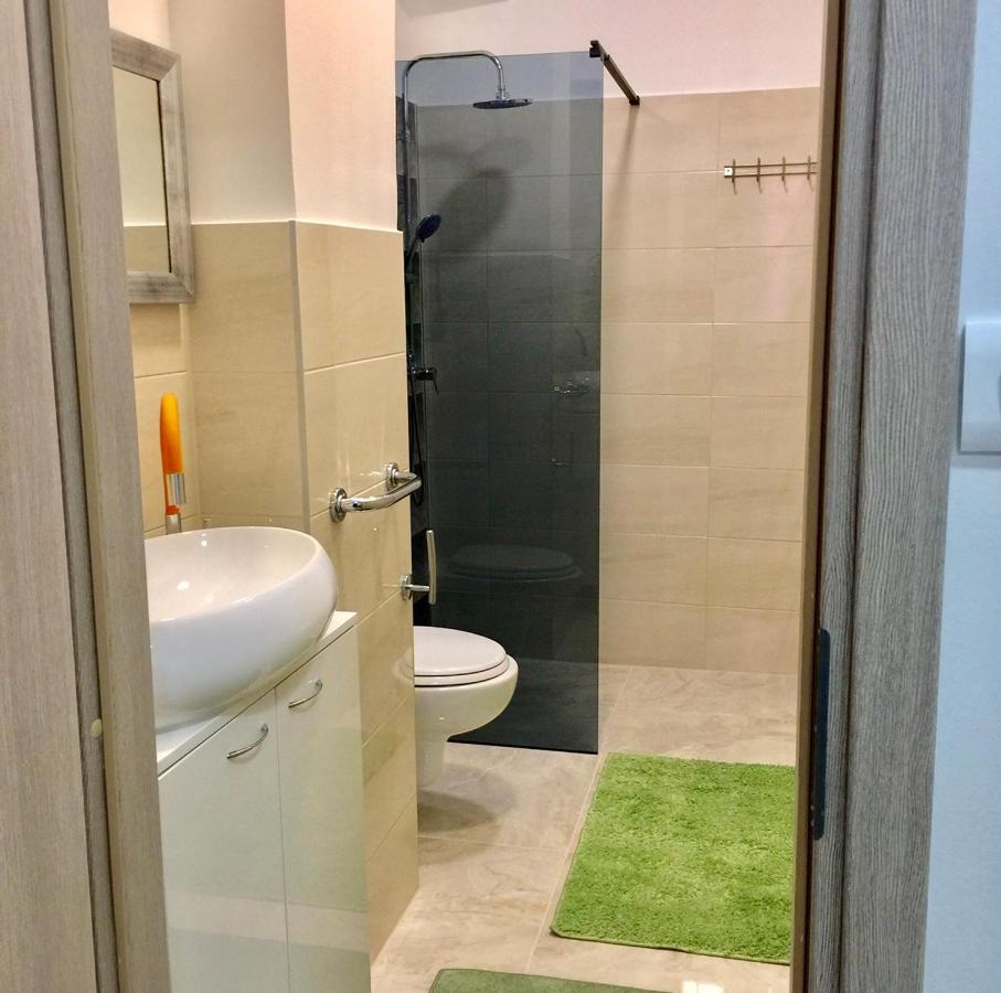 Sweet Studio Apartment Living In Рийека Екстериор снимка