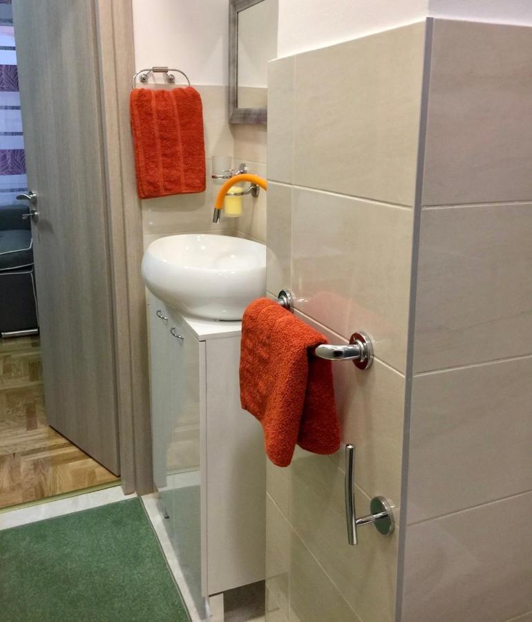 Sweet Studio Apartment Living In Рийека Екстериор снимка