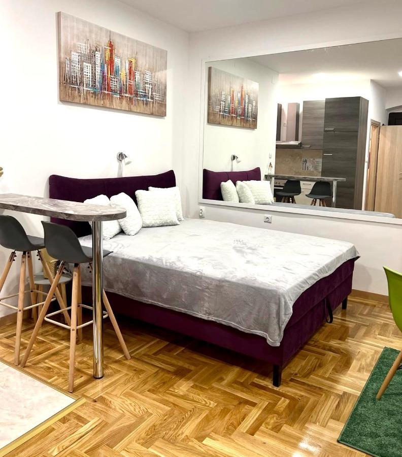 Sweet Studio Apartment Living In Рийека Екстериор снимка