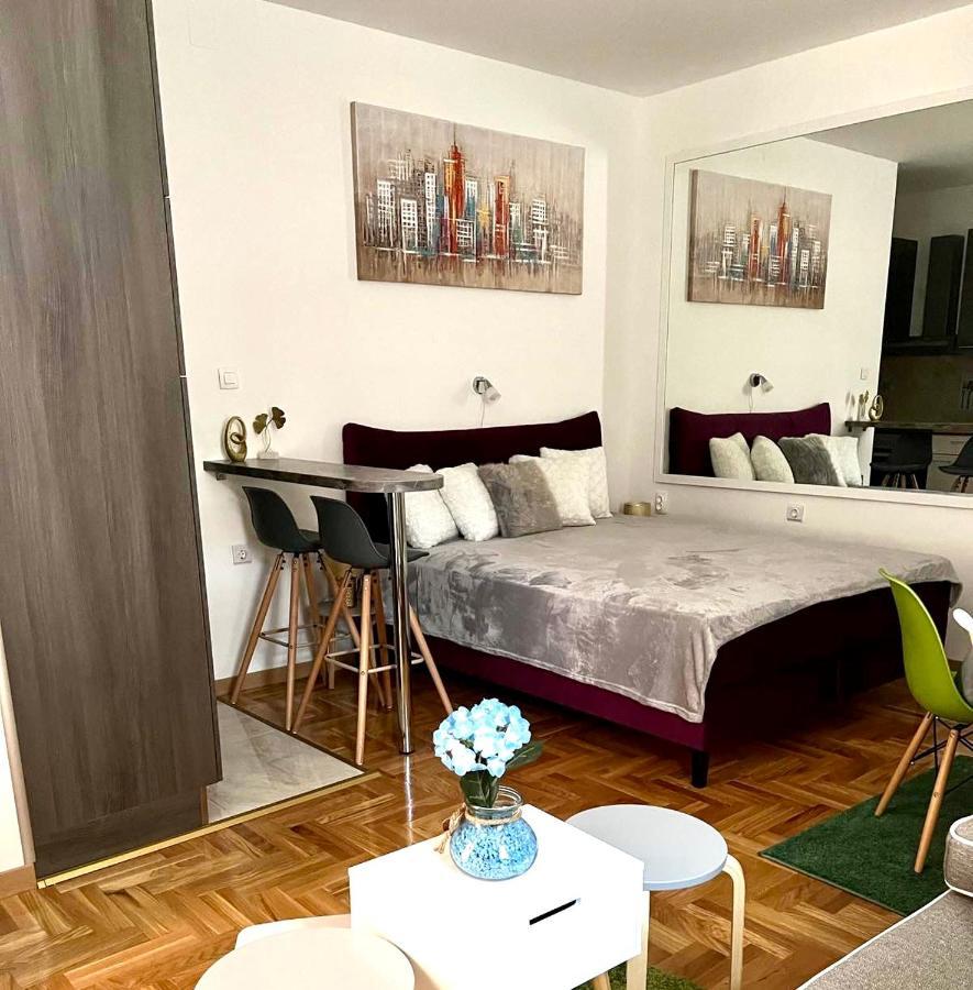 Sweet Studio Apartment Living In Рийека Екстериор снимка